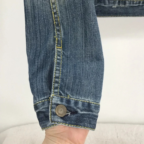 American Eagle Women’s Distressed Cropped Denim Jacket Blue Size Medium - Picture 6 of 10